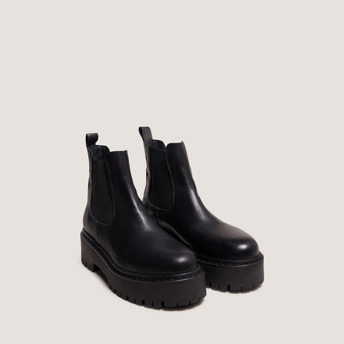 Boots à plateformes et bouts ronds – Image 2