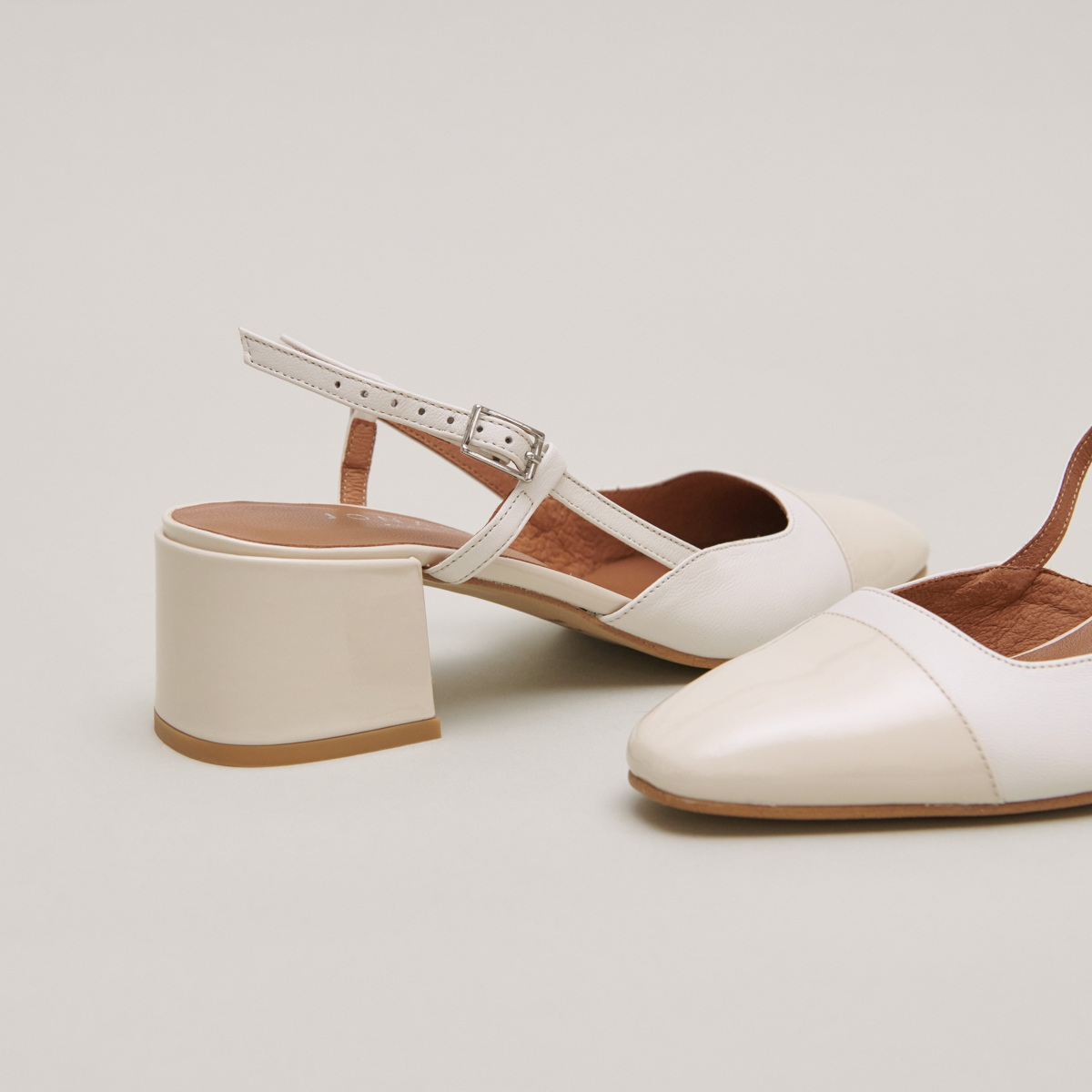 Slingbacks à petits talons – Image 5