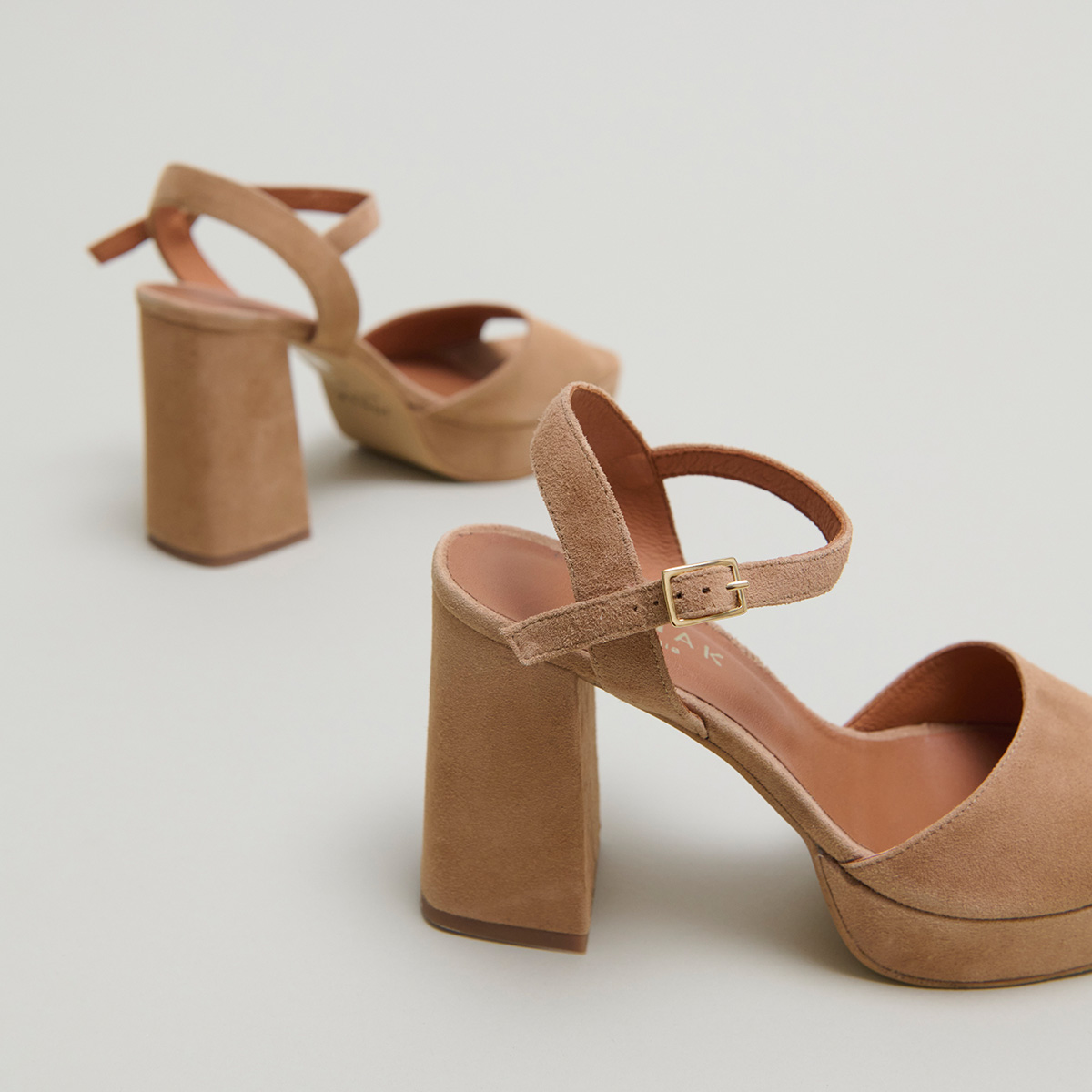 Sandales à talons hauts et bouts ouverts... – Image 5