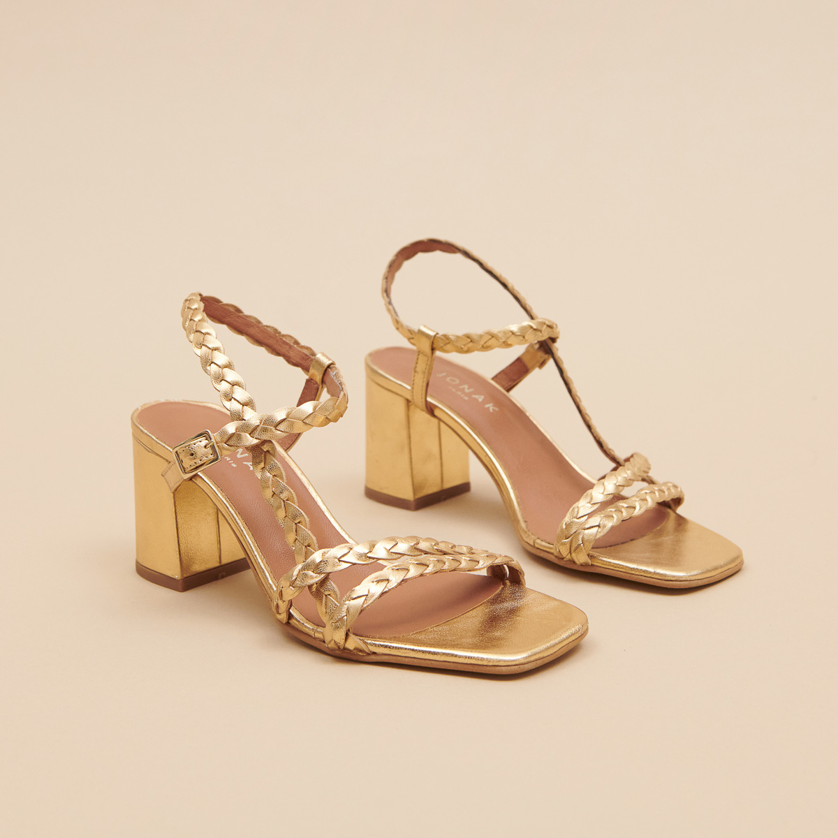 Sandales à talons hauts