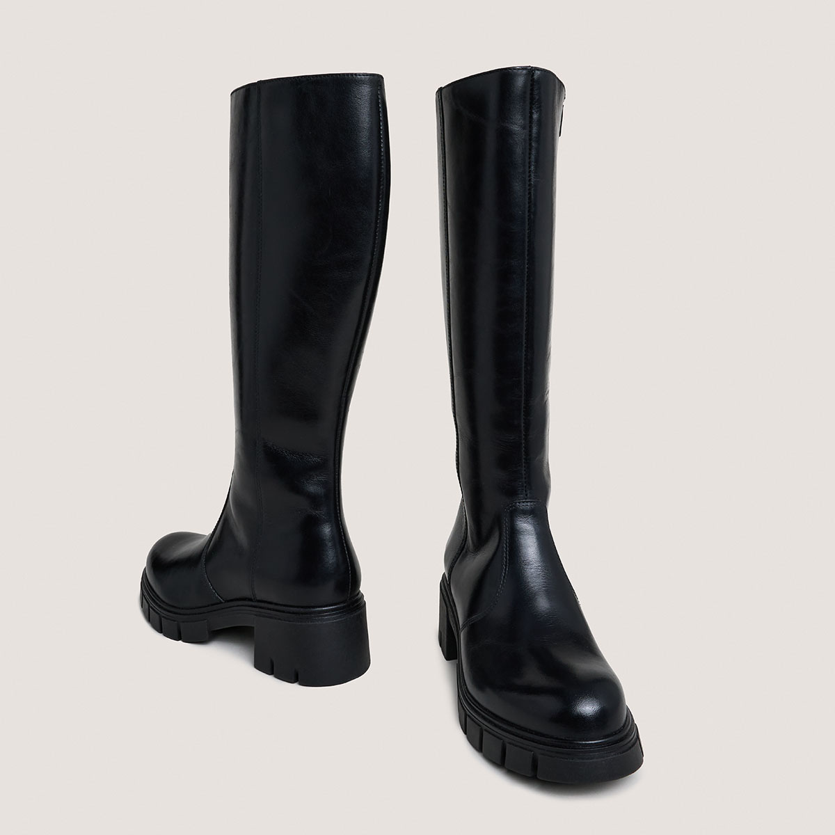 Bottes à semelles crantées – Image 4