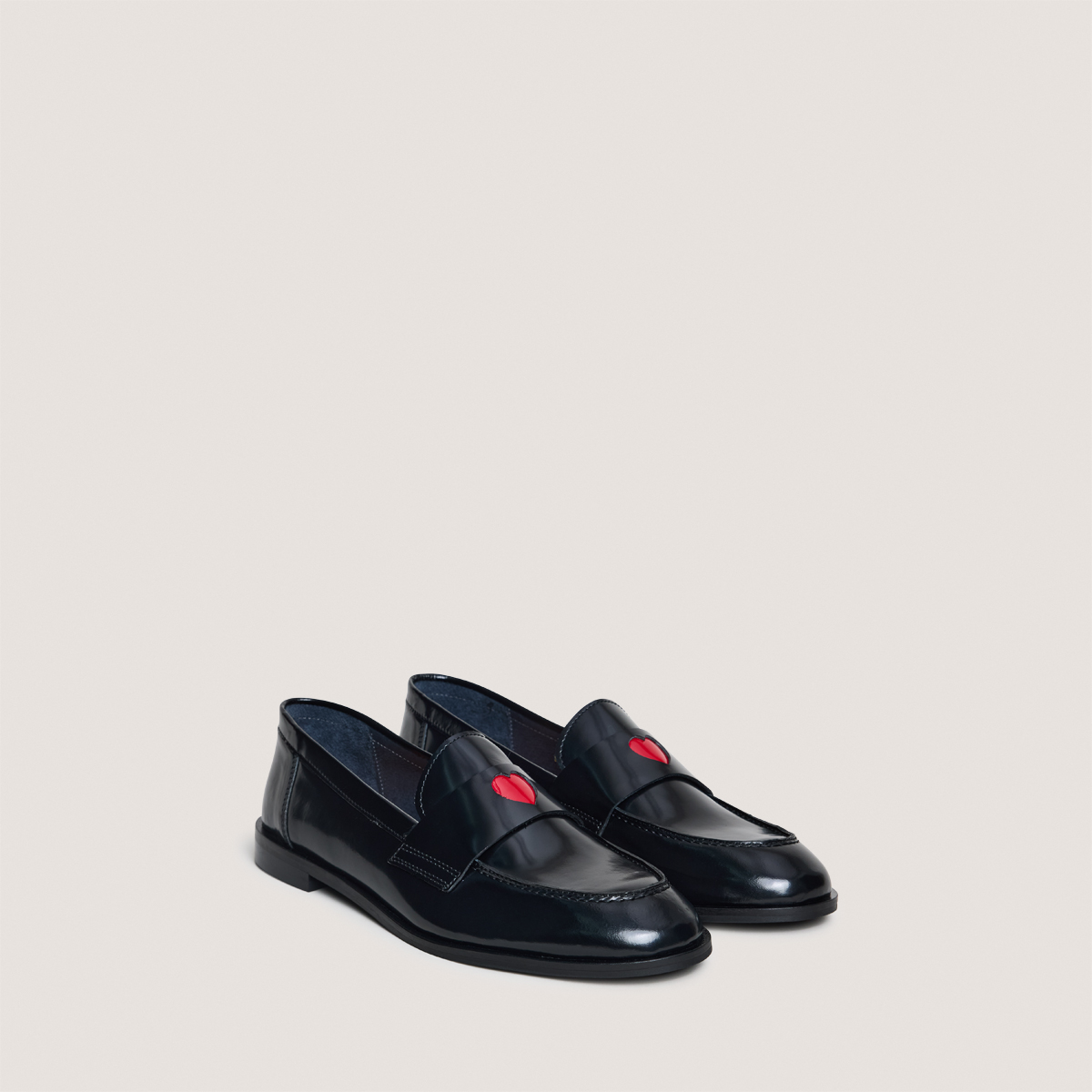 Mocassins à bouts ronds et cœurs – Image 3