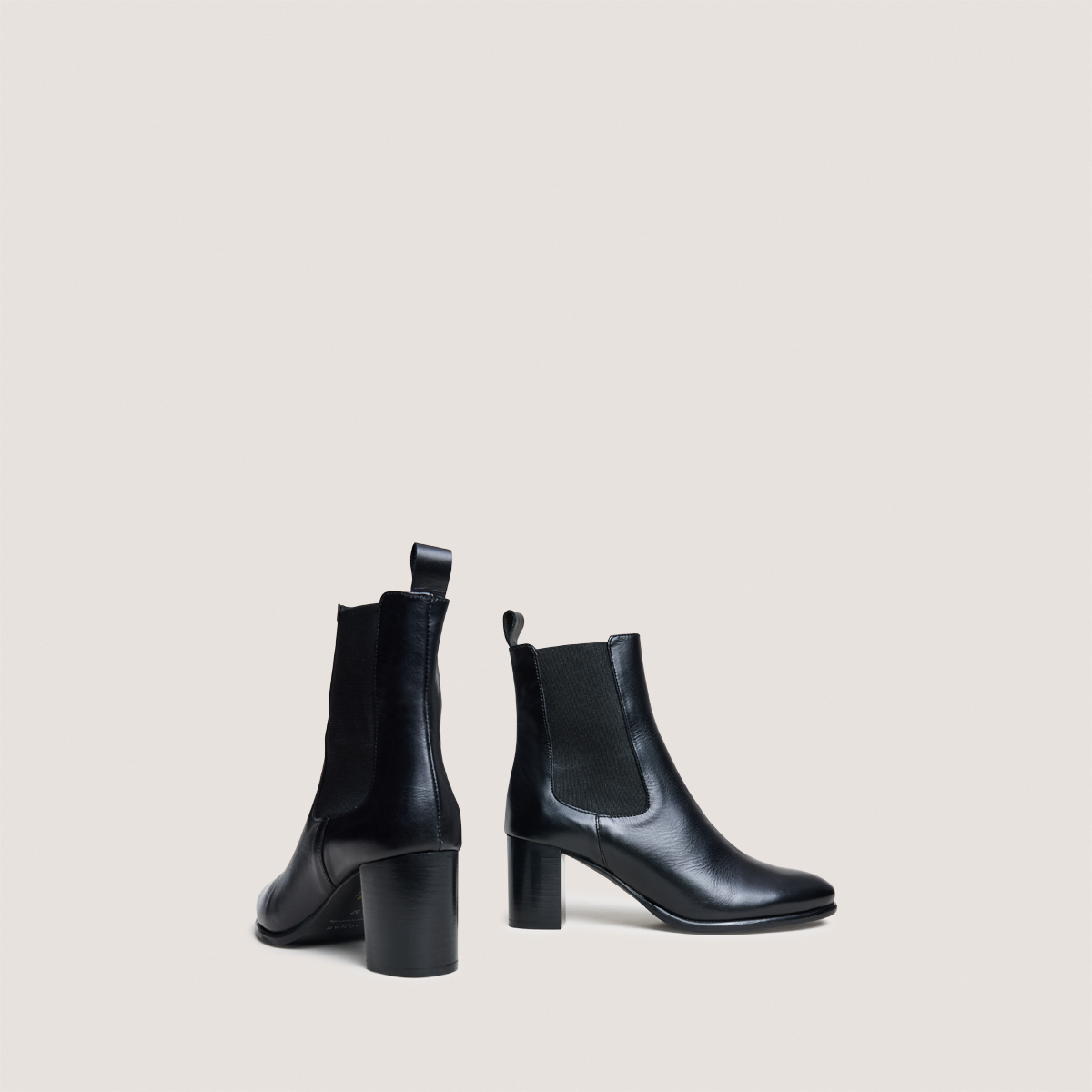 Boots à talons et élastiques – Image 4