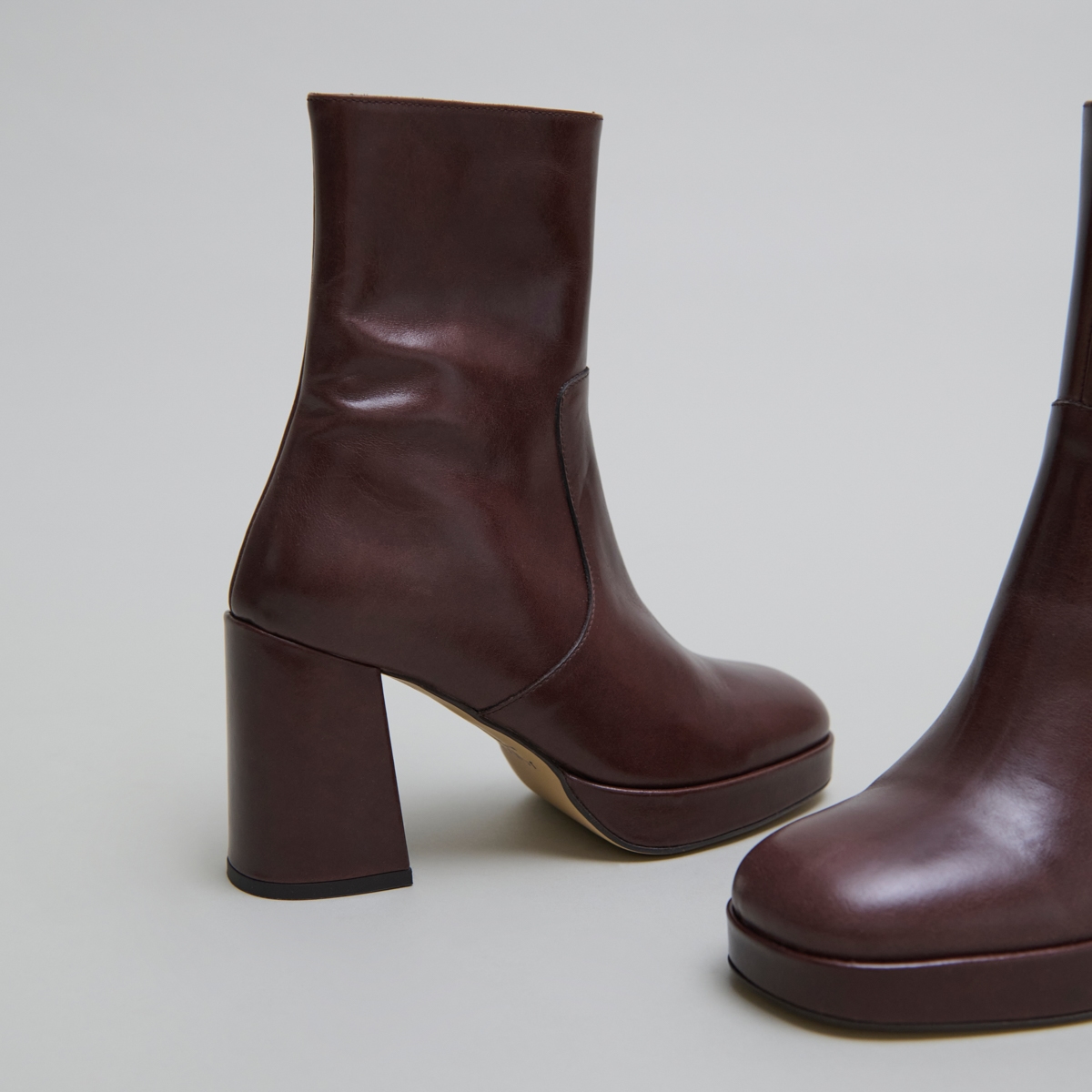 Boots à talons et bouts carrés – Image 5