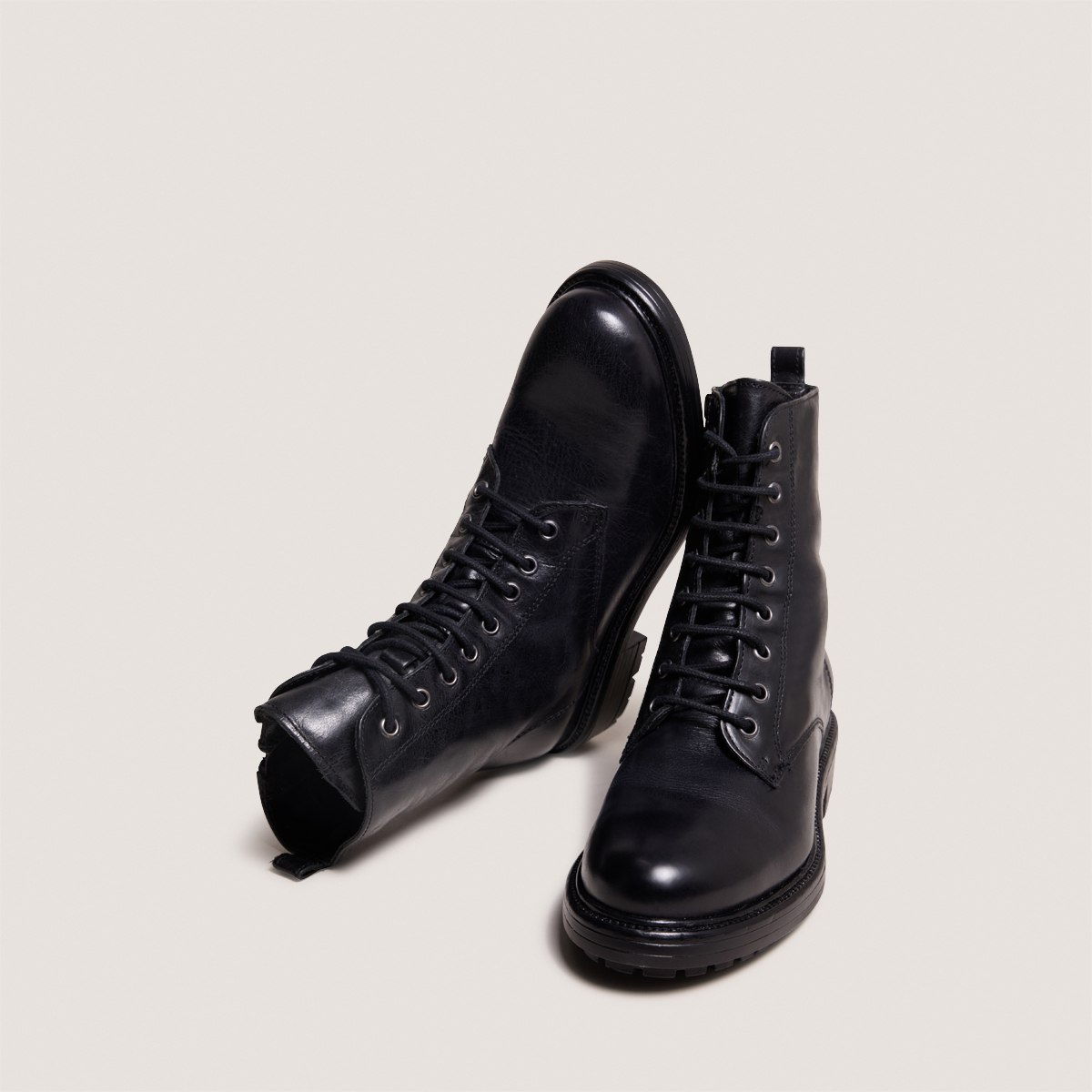 Boots à lacets et semelles crantées – Image 4