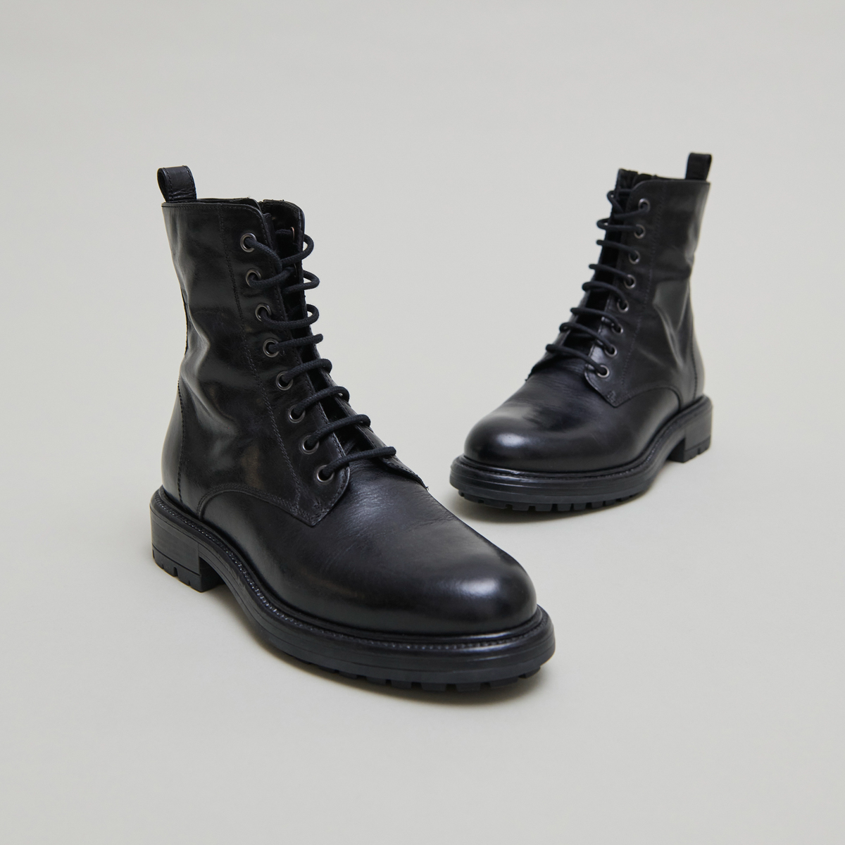 Boots à lacets et semelles crantées – Image 5