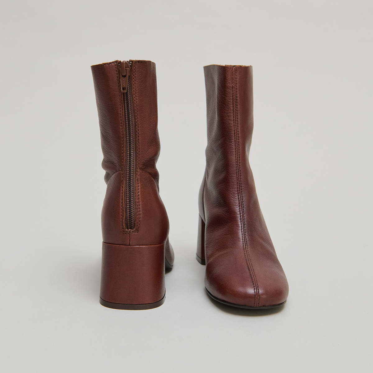 Bottines à fermetures éclairs arrières..... – Image 5