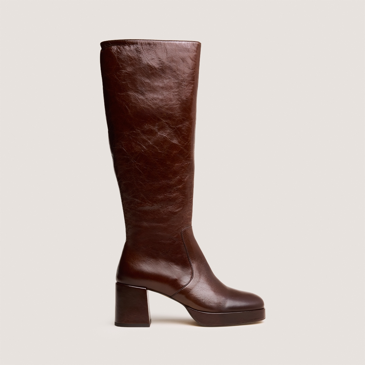 Bottes à talons et plateformes