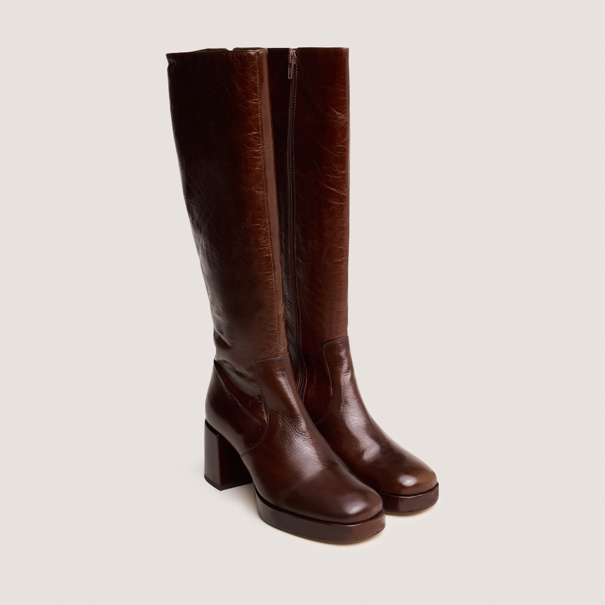 Bottes à talons et plateformes – Image 2