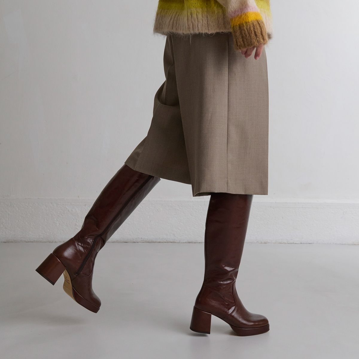 Bottes à talons et plateformes – Image 3