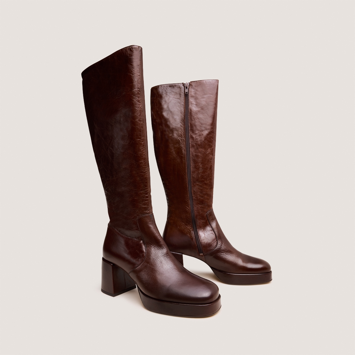 Bottes à talons et plateformes – Image 4