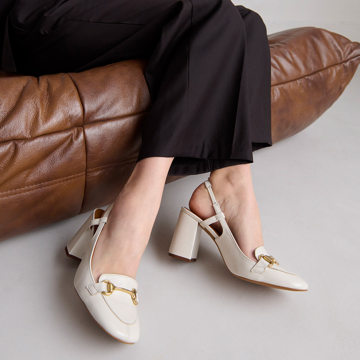 Slingbacks à mors dorés – Image 3