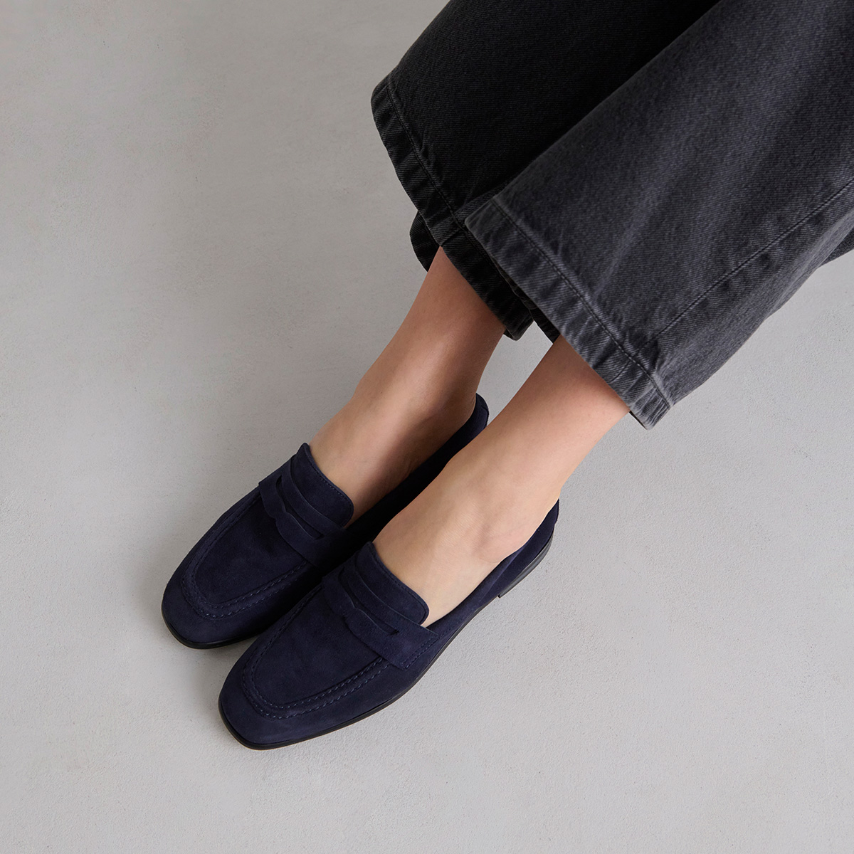 Mocassins à talons plats et bouts arrond... – Image 3