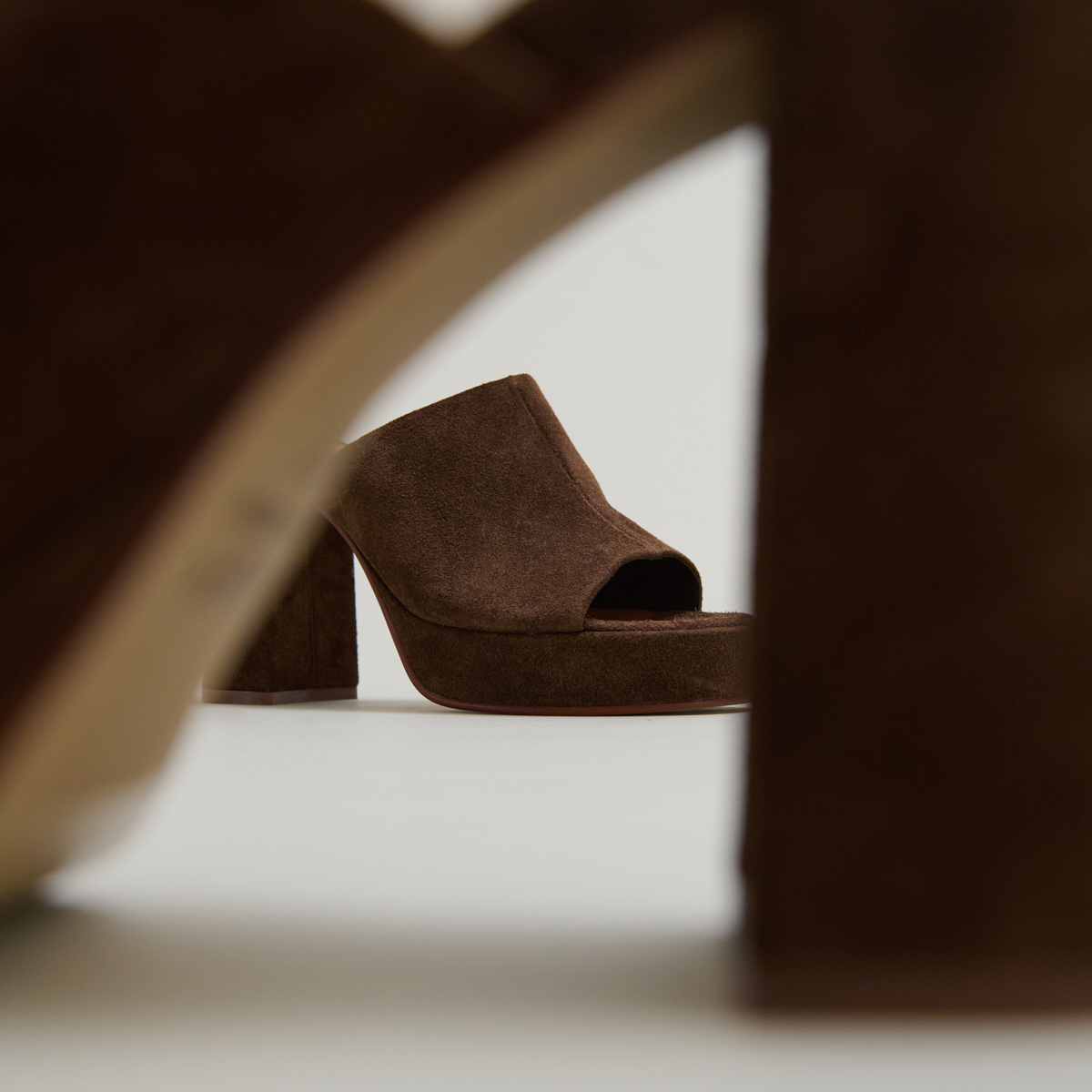 Mules à talons et plateformes – Image 5