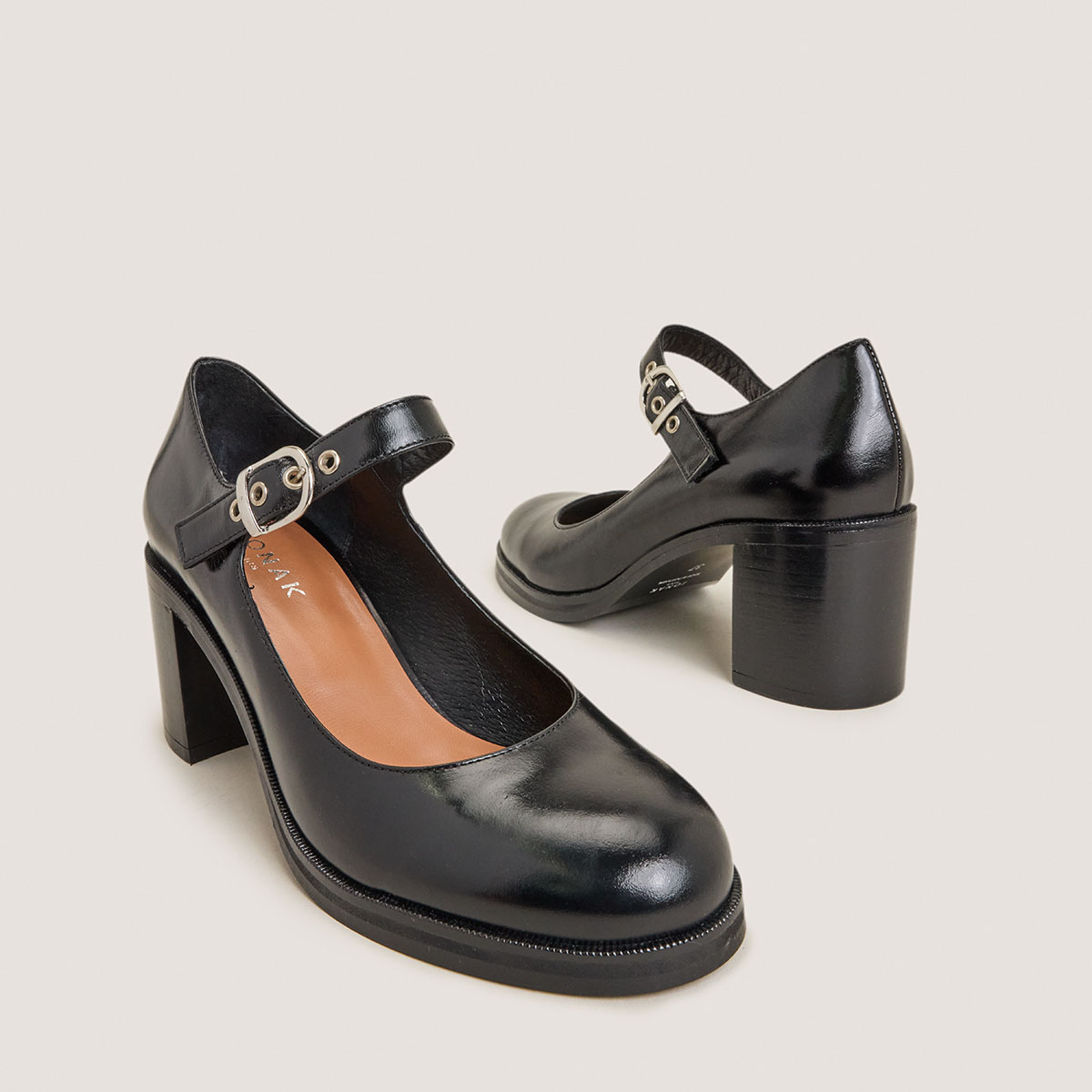 Babies à talons