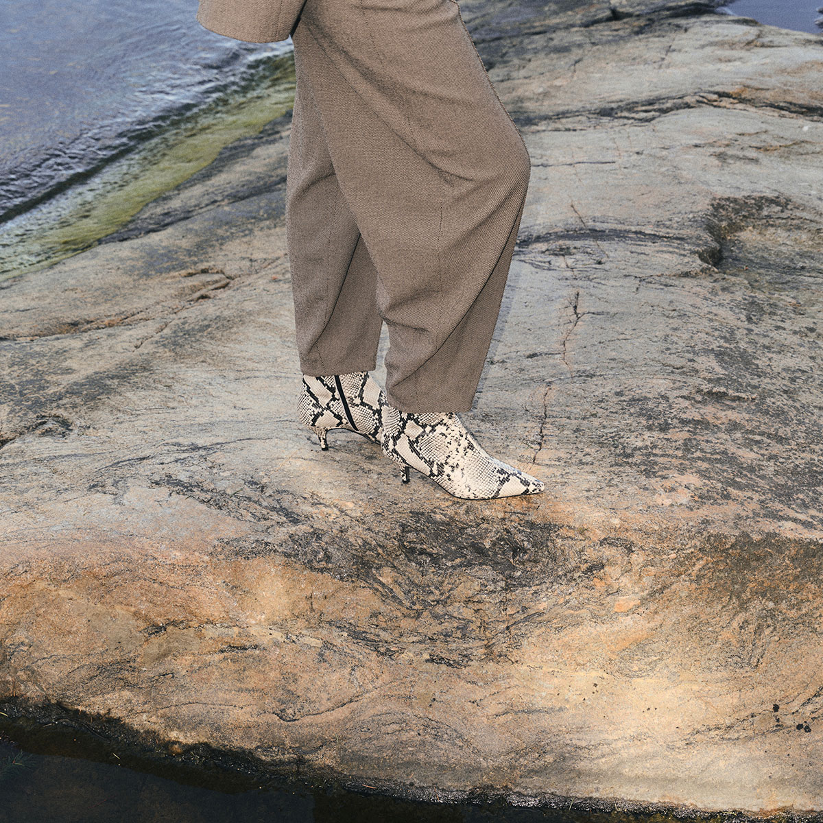 Bottines à talons fins et bouts pointus – Image 4
