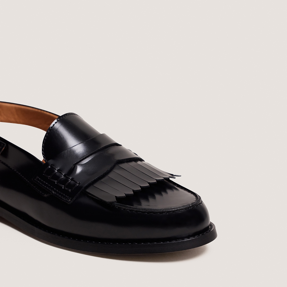 Mocassins à bouts arrières ouverts