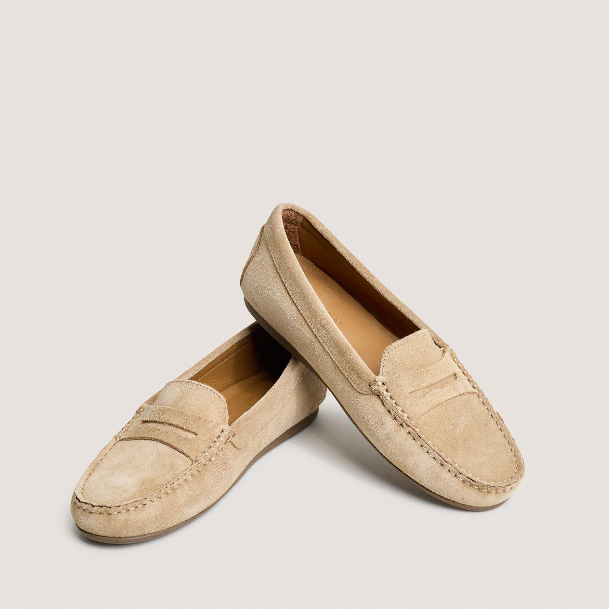 Mocassins à bouts carrés